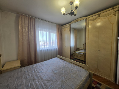 Apartament 2 camere de vanzare 52 mp decomandat balcon Strand Sibiu