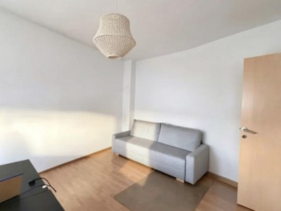 Apartament cu 2 camere de vanzare zona Ultracentrala la cheie cu lift