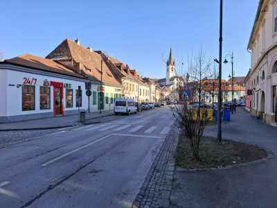 OPORTUNITATE INVESTITIE Spatiu comercial de vanzare Orasul de Jos