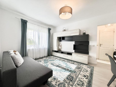 Apartament cu 2 camere de vanzare revovat la cheie in Manastur 