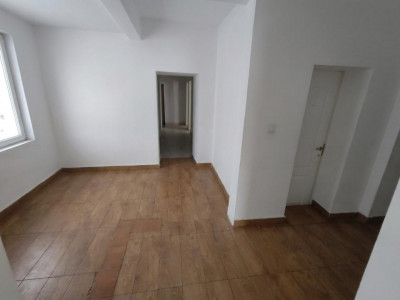 Spatii comerciale de inchiriat Sibiu Centrul Istoric imagine mica 3