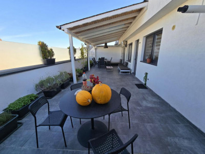 Penthouse 4 camere mobilat 2 bai 2 parcari terasa 72 mp Turnisor Sibiu