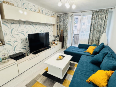 Apartament 3 camere de vanzare MOBILAT UTILAT 2 bai 1 parcare Selimbar