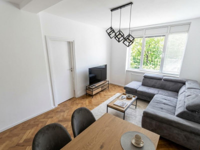 Apartament cu 2 camere de vanzare izolat cu lift etaj 1 zona Garii