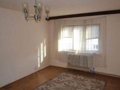 Apartament 2 camere decomandate de vanzare in Sibiu zona Strand