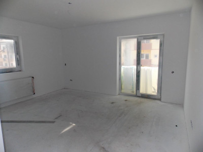 Apartament de vanzare 3 camere decomandate zona Calea Cisnadiei Sibiu