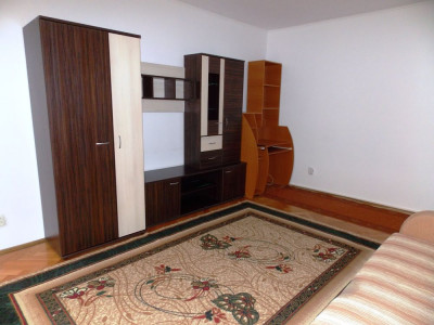 Apartament de vanzare in Sibiu 3 camere decomandate zona Siretului